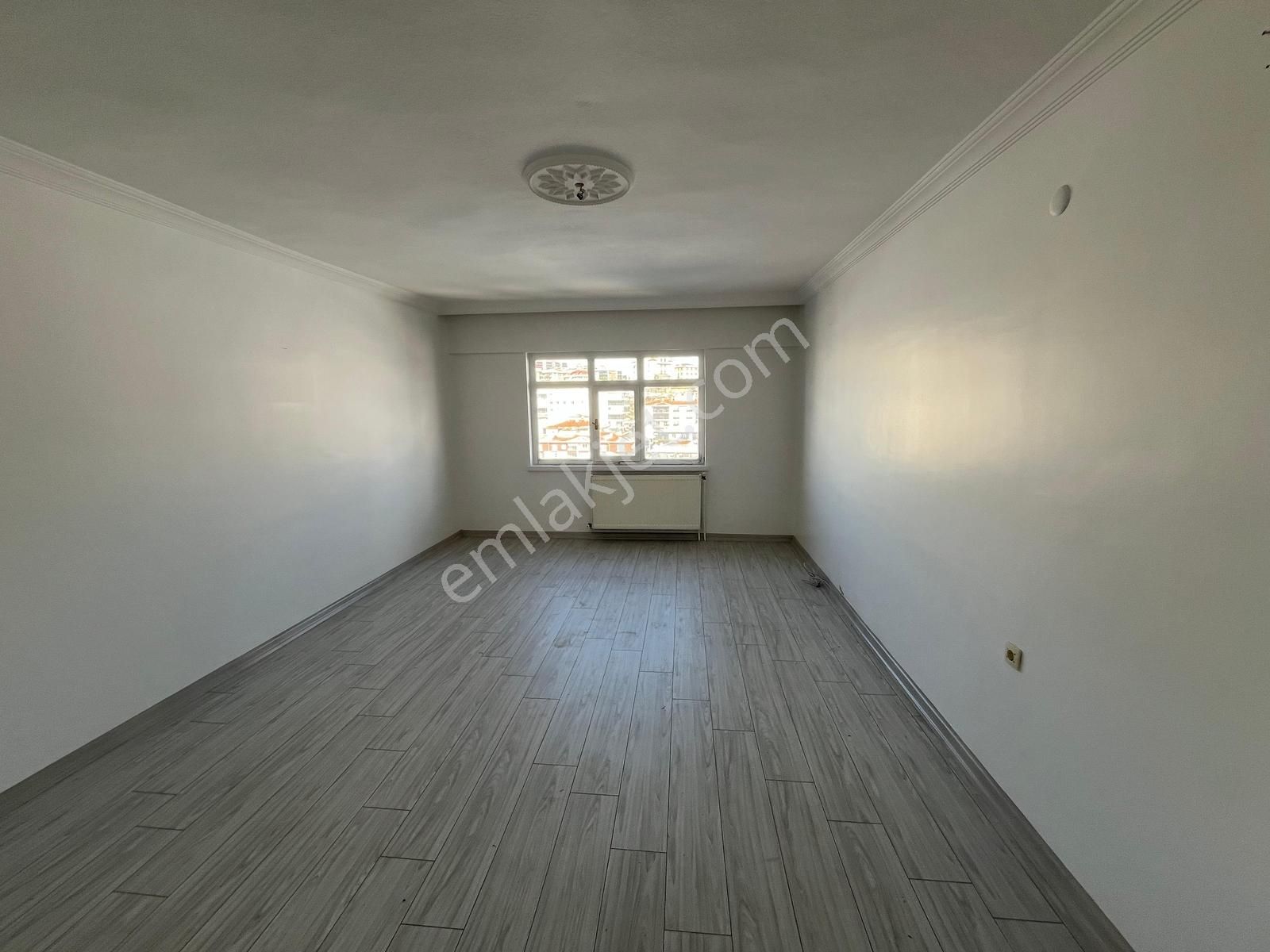 Bağlum Bulvarında Asansörlü Cam Balkonlu 3+1 - Görsel 20