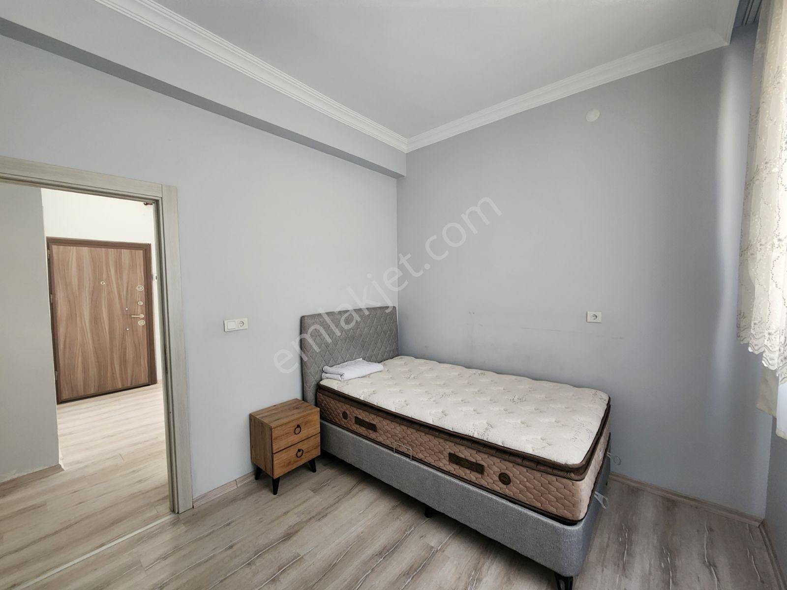 Şehir Hastanesi Karşısında Kiralık Arakat 2+1 Daire - Görsel 2