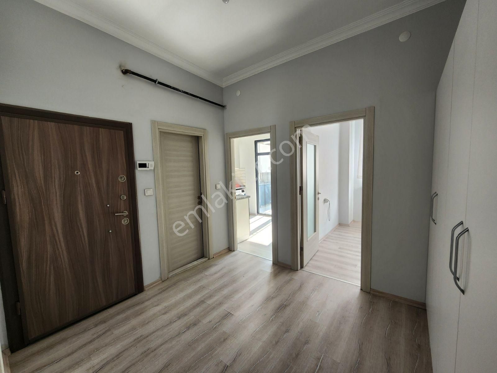 Şehir Hastanesi Karşısında Kiralık Arakat 2+1 Daire - Görsel 17