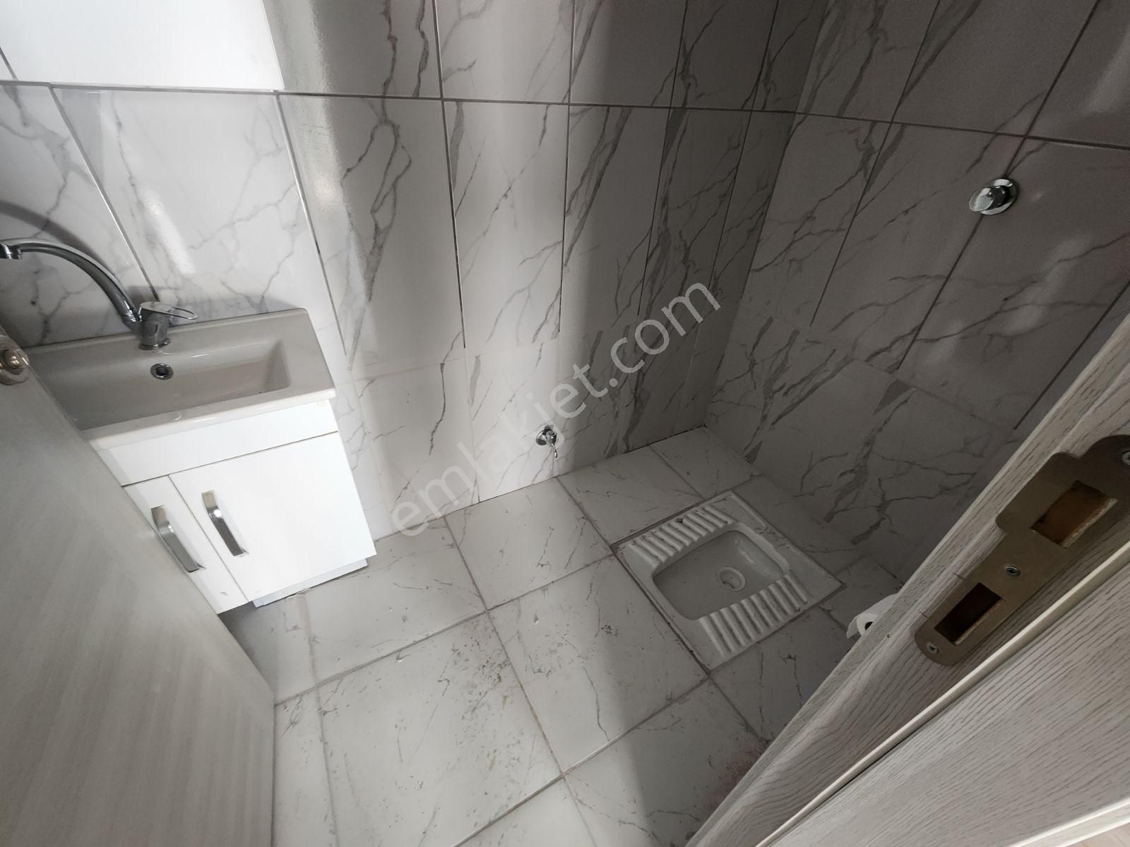 Şehir Hastanesi Karşısında Kiralık Arakat 2+1 Daire - Görsel 23