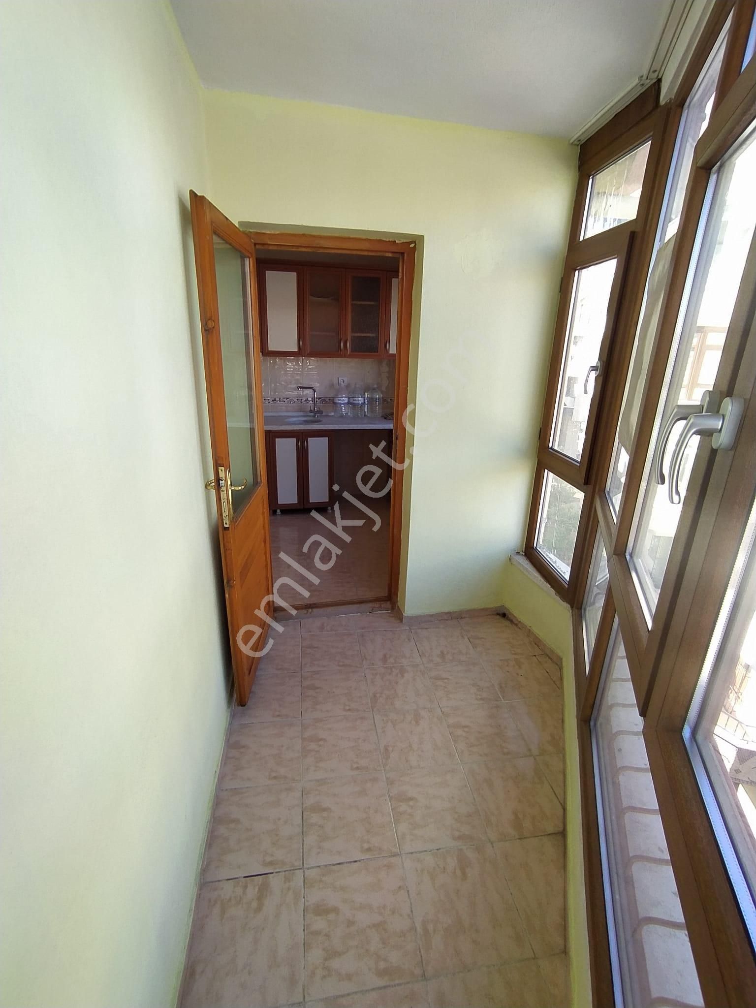 Esertepe Mah. Cadde Üzerinde Vadi Manzaralı E. Banyolu 2+1 Kiralık Daire - Görsel 20