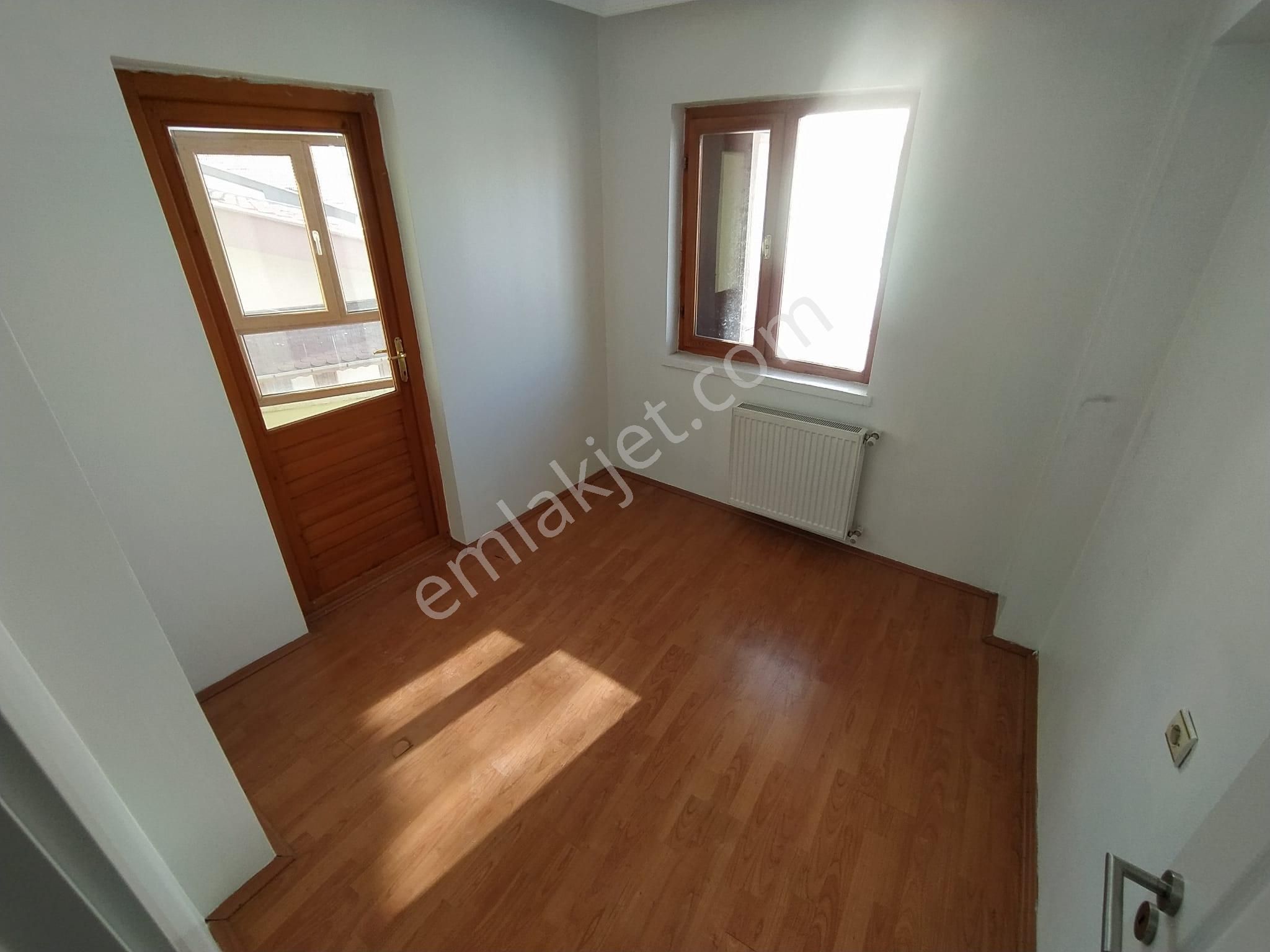 Esertepe Mah. Cadde Üzerinde Vadi Manzaralı E. Banyolu 2+1 Kiralık Daire - Görsel 17