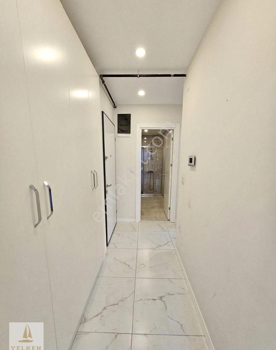 Suadiye'de Metroya Çok Yakın 2+1 Balkonlu 3 Yıllık - Görsel 2