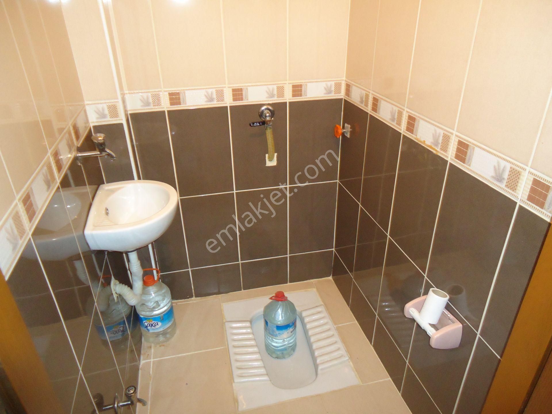 Krc'den Karaağaç Mahallesinde Giriş 2+1 Kiralık Daire - Görsel 13