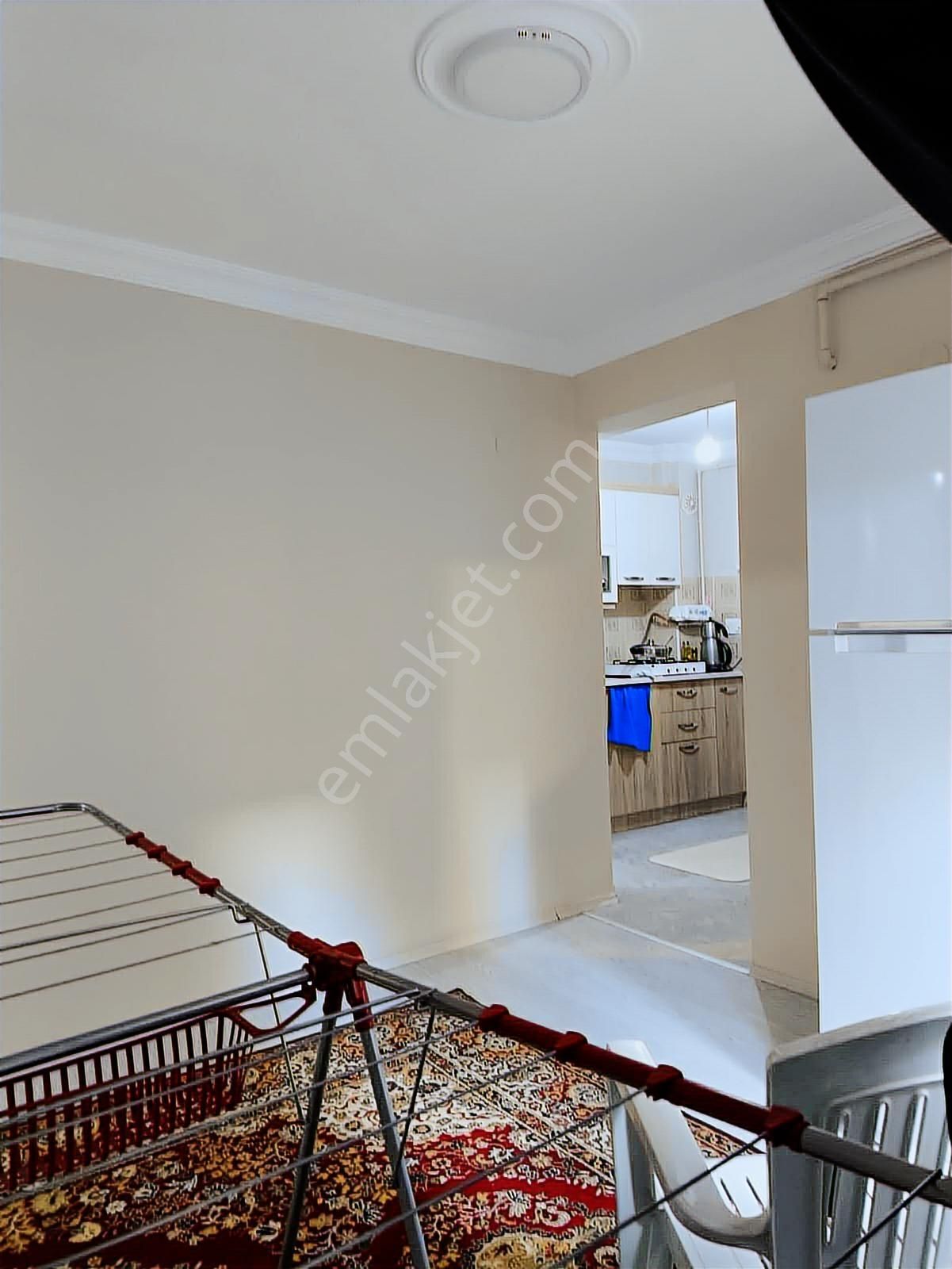 Şehitlik Cami Karşı Sokağında Satılık 2+0 Daire - Görsel 9