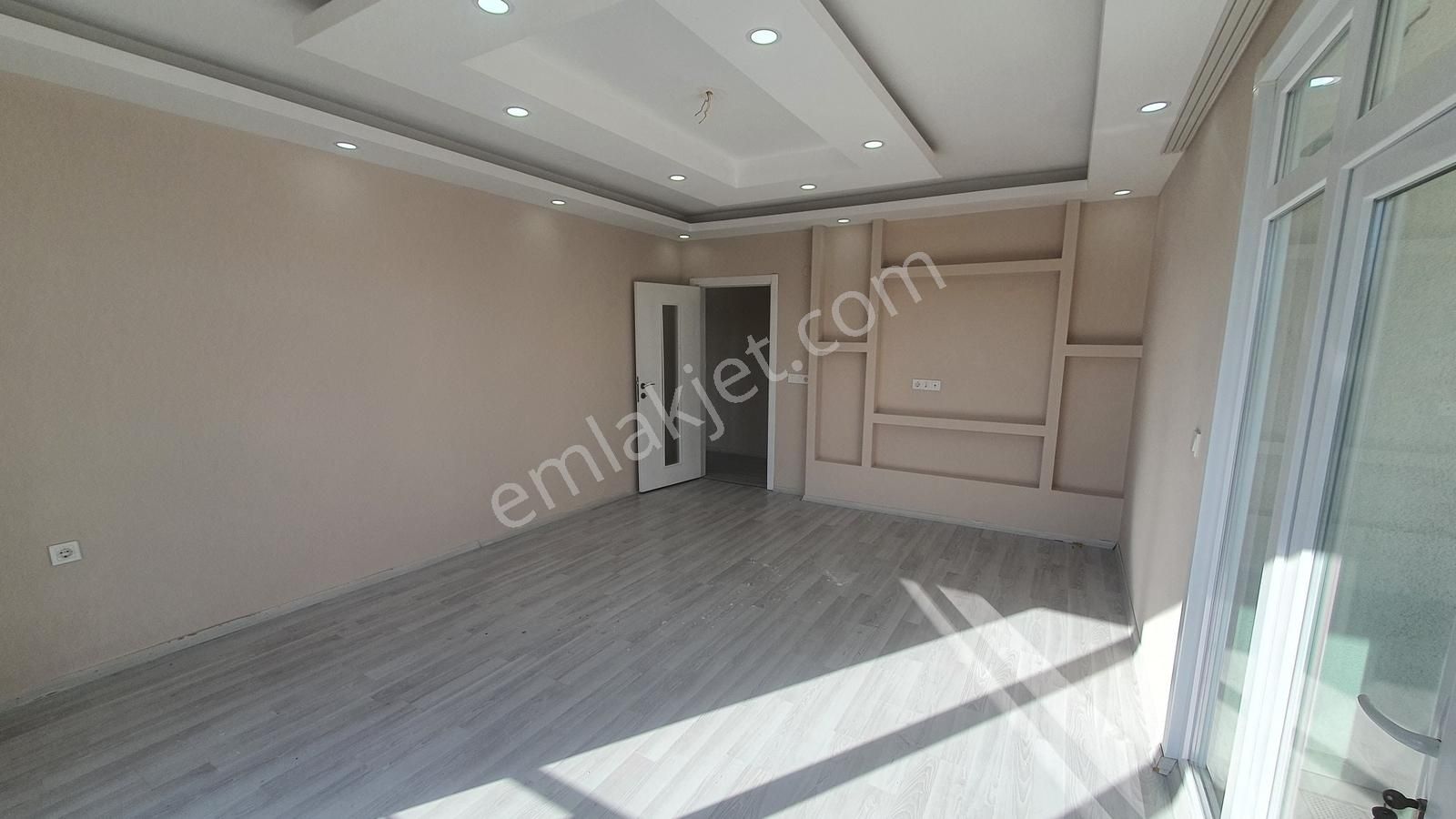 Acil Satılık - Acar Tower'da Güney Cephe 3+1 - Eminevime Uygun - Görsel 9