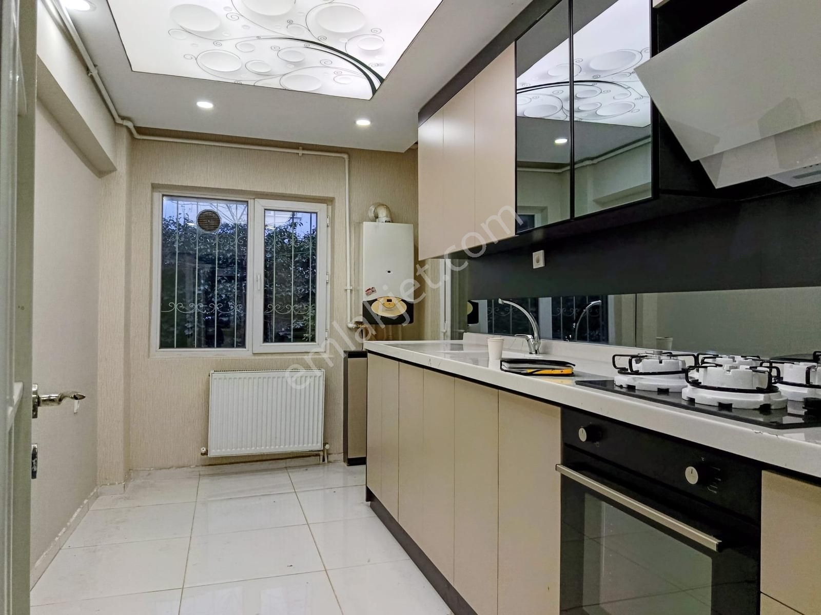 Pex Vizyon'dan Sincan Mareşal Çakmakta Meydan Yakını Yapılı 3+1