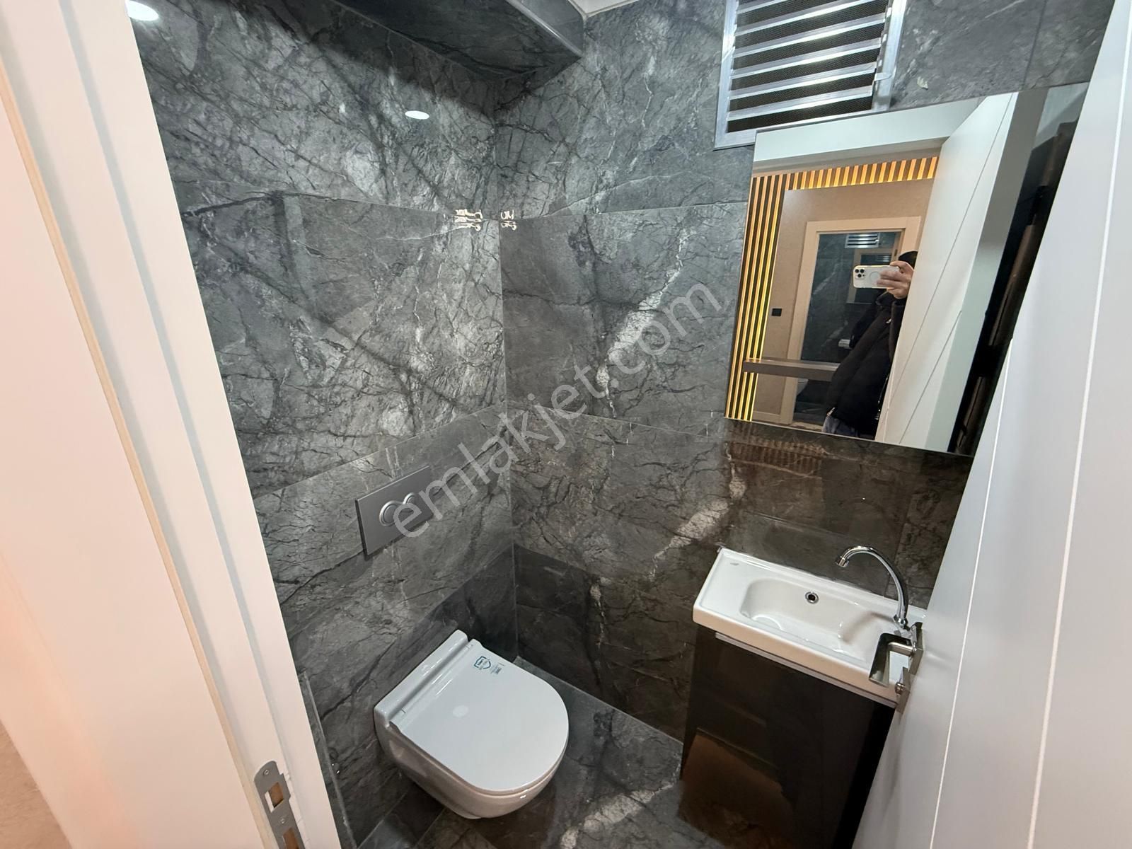 Görkem Emlaktan Çetin Emeç'te 3+1 130 M2 Ara Kat Kombili Bağımsız Ön Cephe Ultra Lüx - Görsel 11