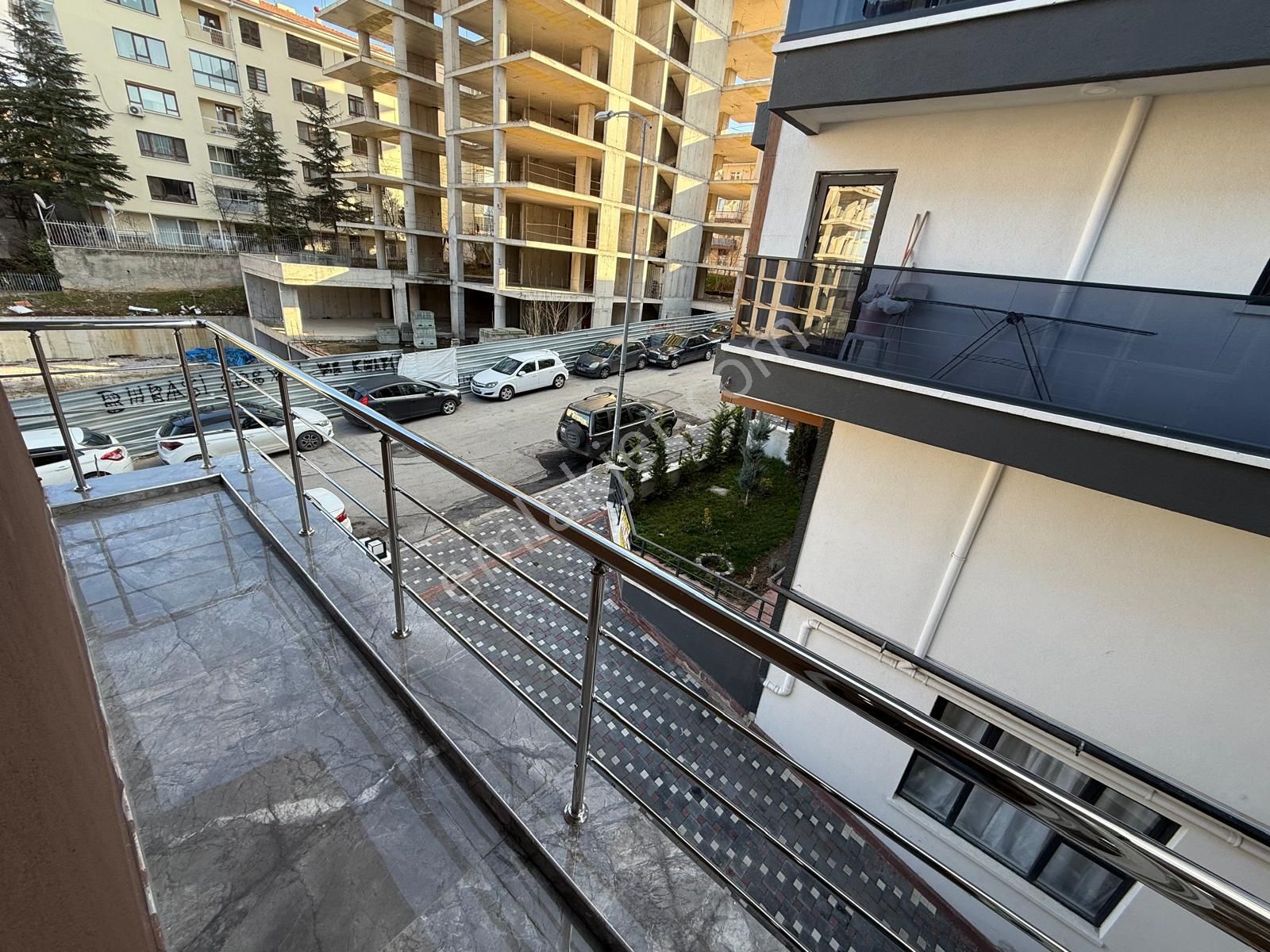 Görkem Emlaktan Çetin Emeç'te 3+1 130 M2 Ara Kat Kombili Bağımsız Ön Cephe Ultra Lüx - Görsel 25