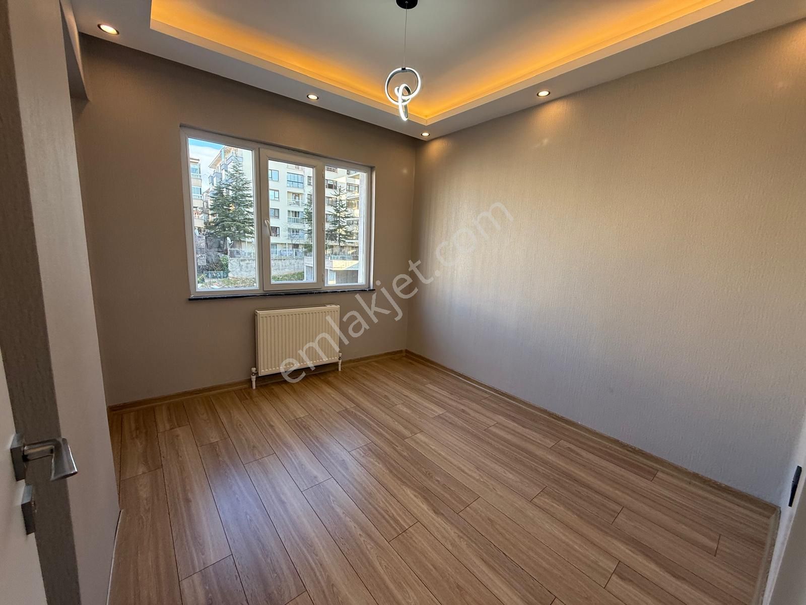 Görkem Emlaktan Çetin Emeç'te 3+1 130 M2 Ara Kat Kombili Bağımsız Ön Cephe Ultra Lüx - Görsel 27