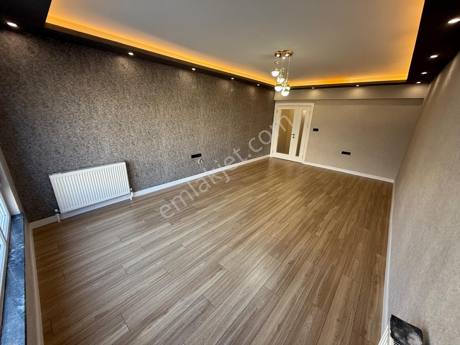 Görkem Emlaktan Çetin Emeç'te 3+1 130 M2 Ara Kat Kombili Bağımsız Ön Cephe Ultra Lüx - Görsel 16