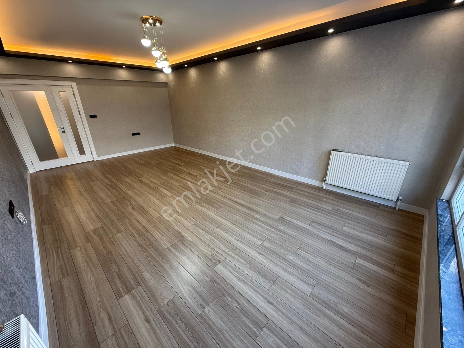 Görkem Emlaktan Çetin Emeç'te 3+1 130 M2 Ara Kat Kombili Bağımsız Ön Cephe Ultra Lüx - Görsel 17