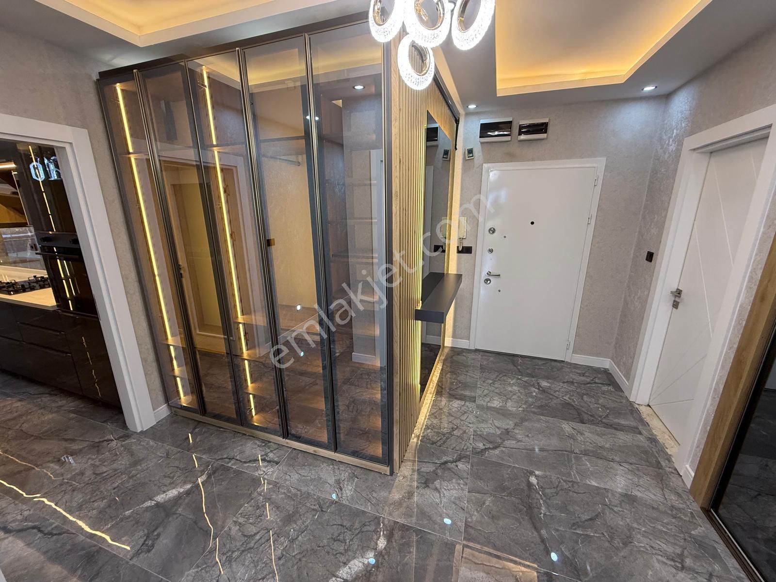 Görkem Emlaktan Çetin Emeç'te 3+1 130 M2 Ara Kat Kombili Bağımsız Ön Cephe Ultra Lüx - Görsel 20