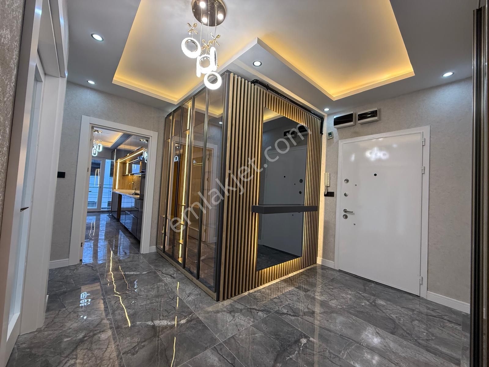 Görkem Emlaktan Çetin Emeç'te 3+1 130 M2 Ara Kat Kombili Bağımsız Ön Cephe Ultra Lüx - Görsel 10