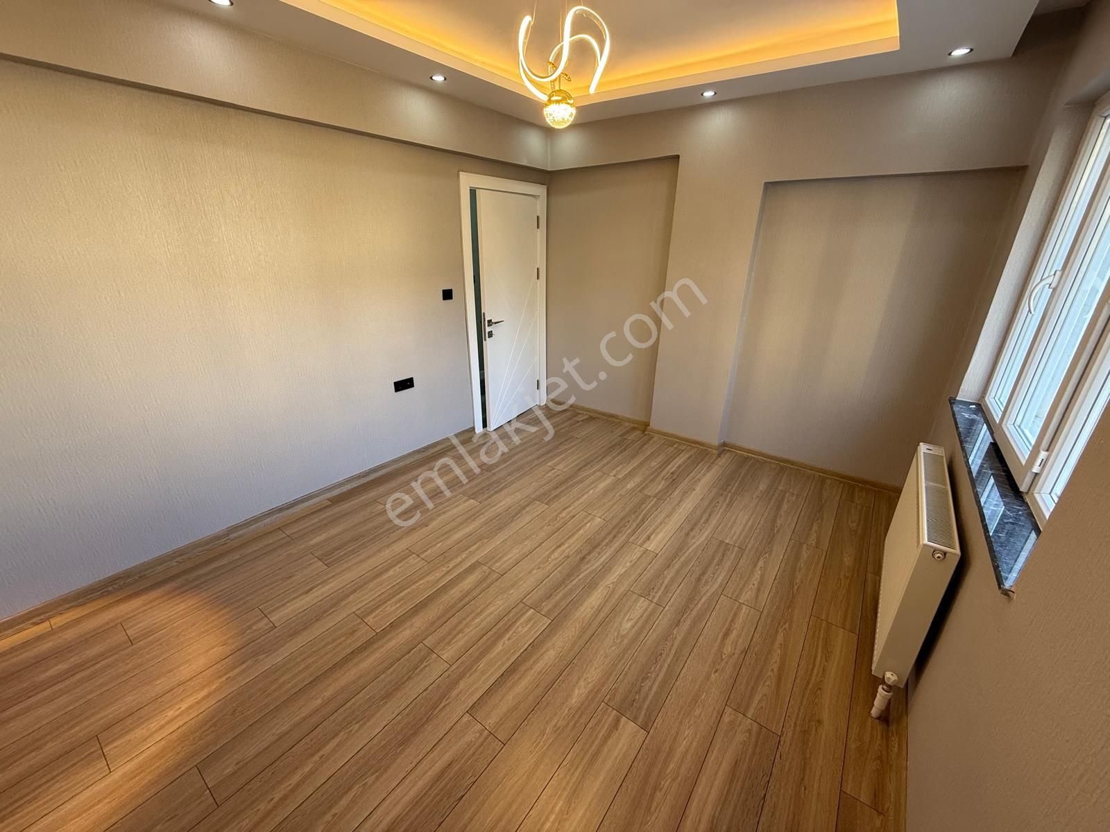 Görkem Emlaktan Çetin Emeç'te 3+1 130 M2 Ara Kat Kombili Bağımsız Ön Cephe Ultra Lüx - Görsel 23