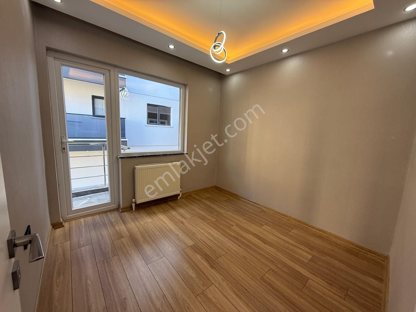 Görkem Emlaktan Çetin Emeç'te 3+1 130 M2 Ara Kat Kombili Bağımsız Ön Cephe Ultra Lüx - Görsel 24