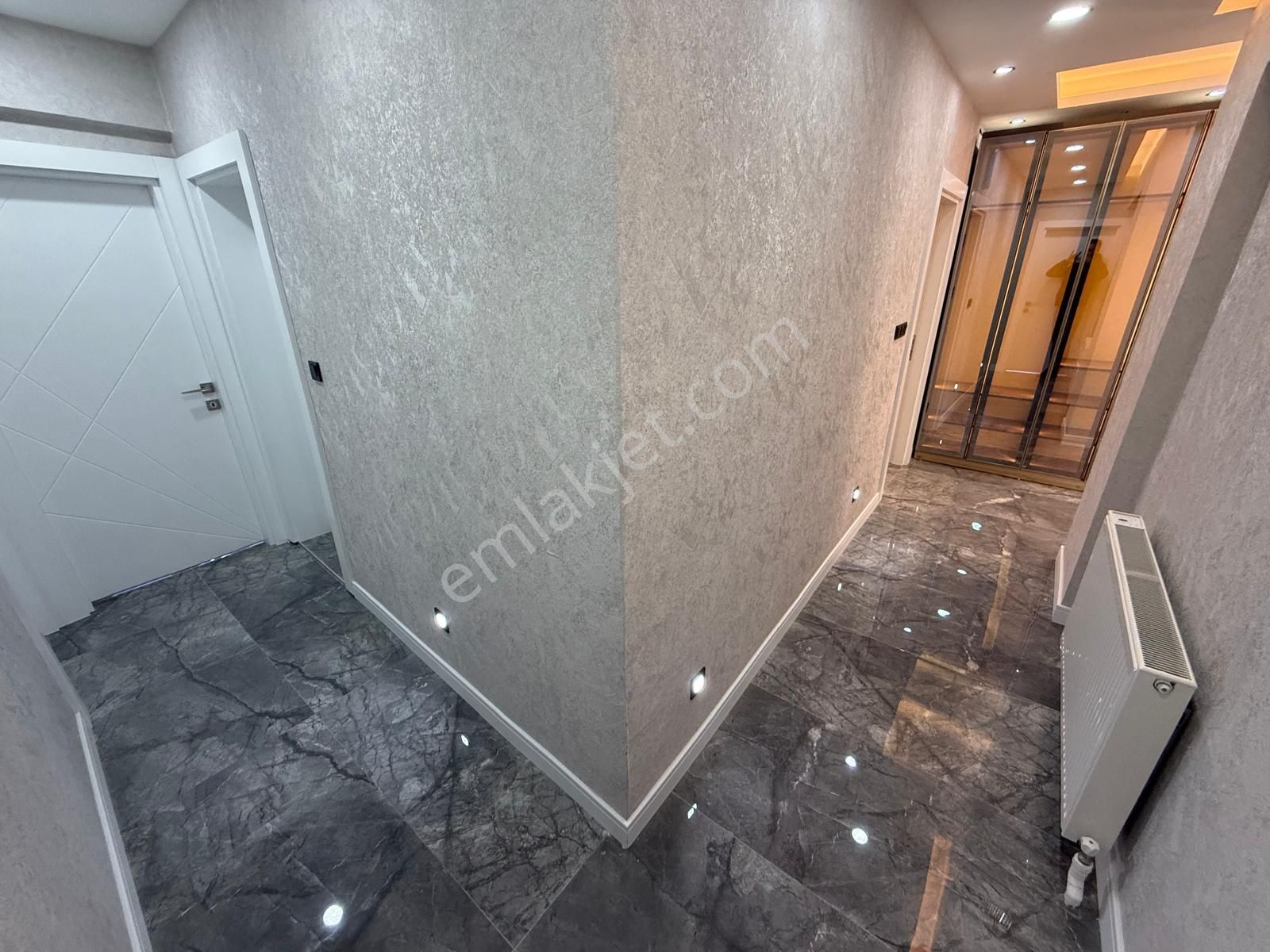 Görkem Emlaktan Çetin Emeç'te 3+1 130 M2 Ara Kat Kombili Bağımsız Ön Cephe Ultra Lüx - Görsel 28