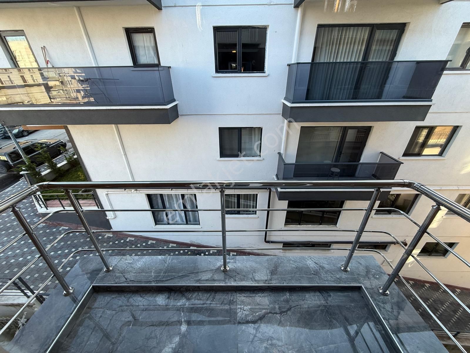 Görkem Emlaktan Çetin Emeç'te 3+1 130 M2 Ara Kat Kombili Bağımsız Ön Cephe Ultra Lüx - Görsel 2