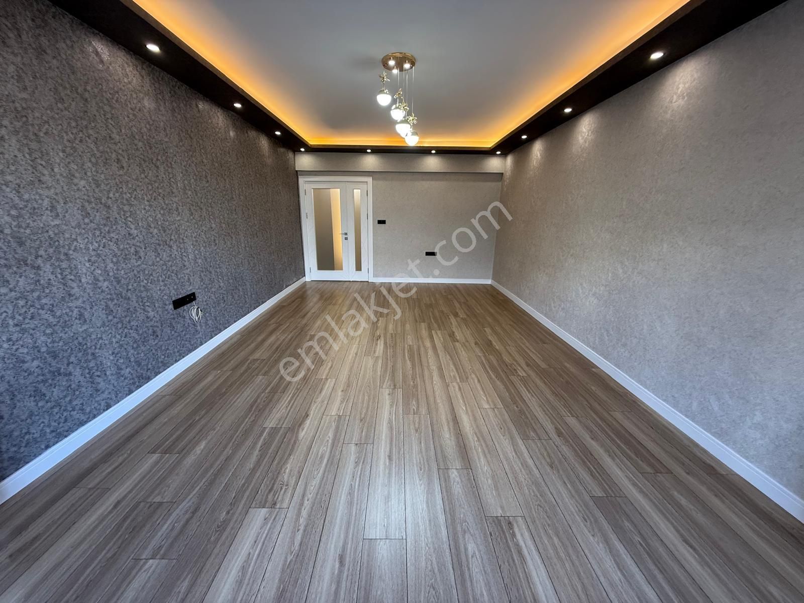 Görkem Emlaktan Çetin Emeç'te 3+1 130 M2 Ara Kat Kombili Bağımsız Ön Cephe Ultra Lüx - Görsel 18