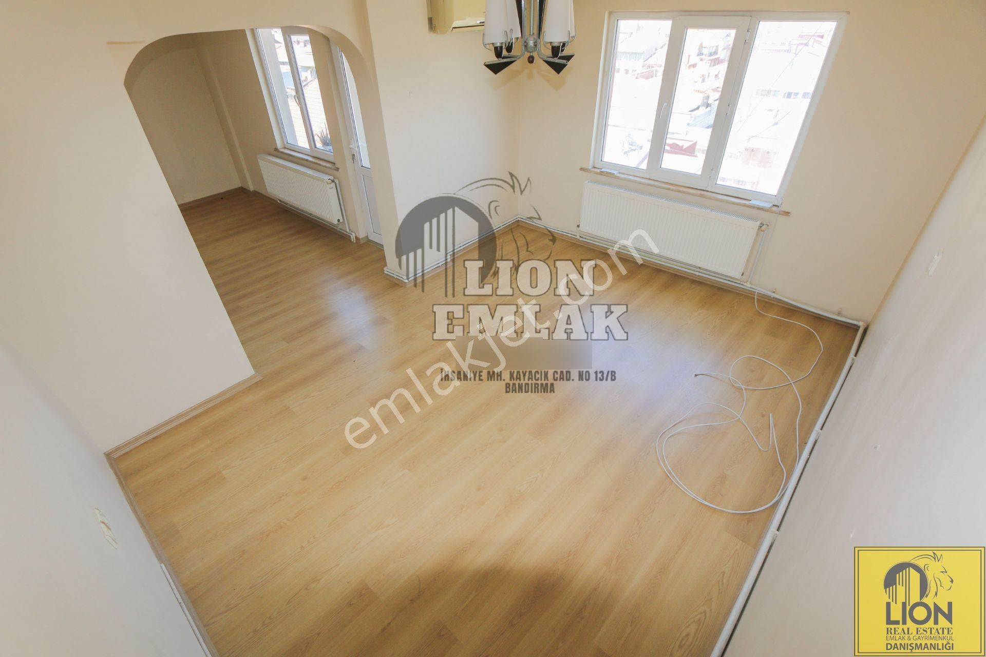 ⬛🟨 Lıon Emlak'tan Deniz Manzaralı , Dubleks 2+1 Satılık Daire🟨⬛