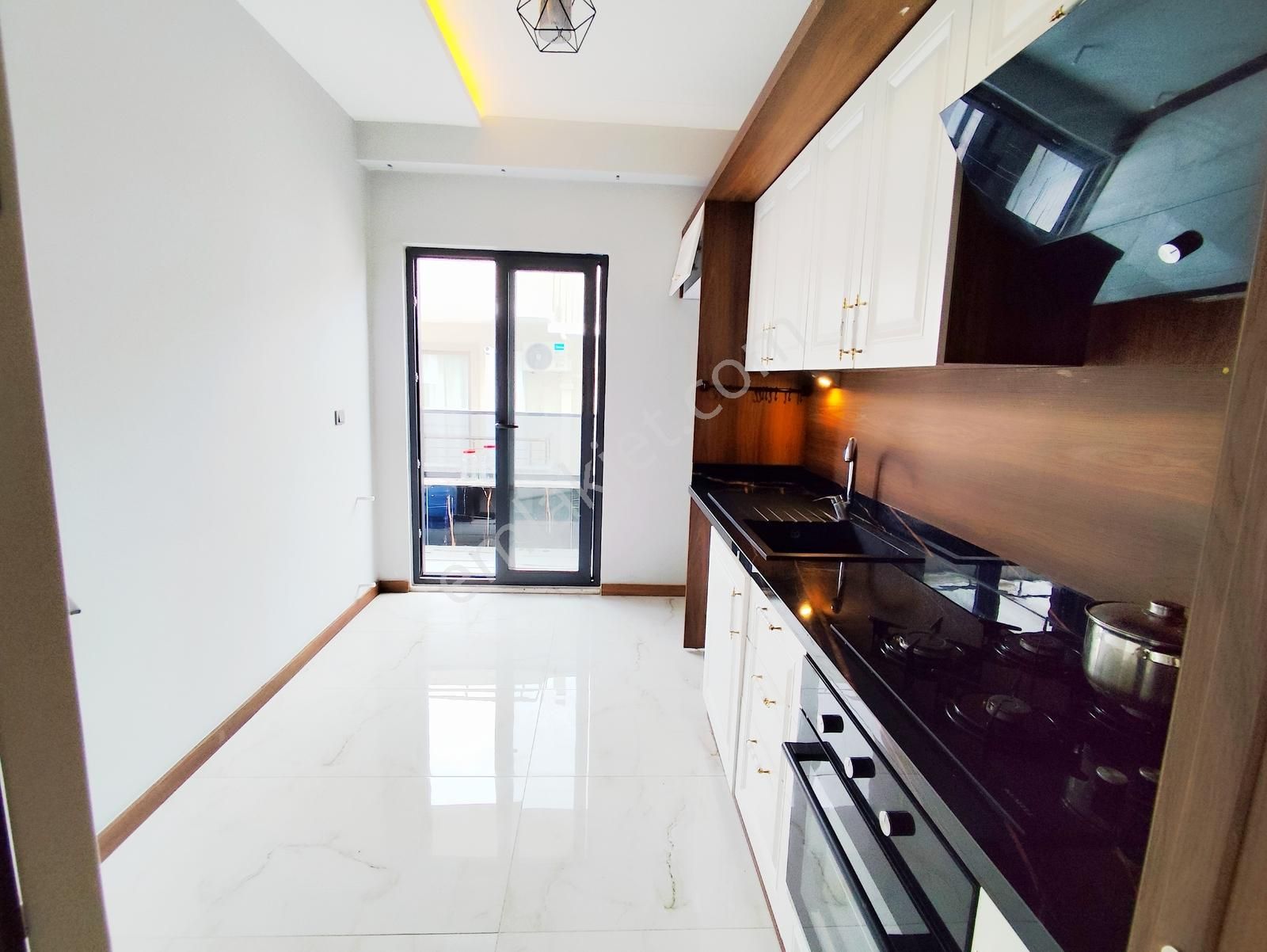 Kazdağlarına Karşı Yaşam Akçayda Lüks 3+1 Dubleks Fırsatı