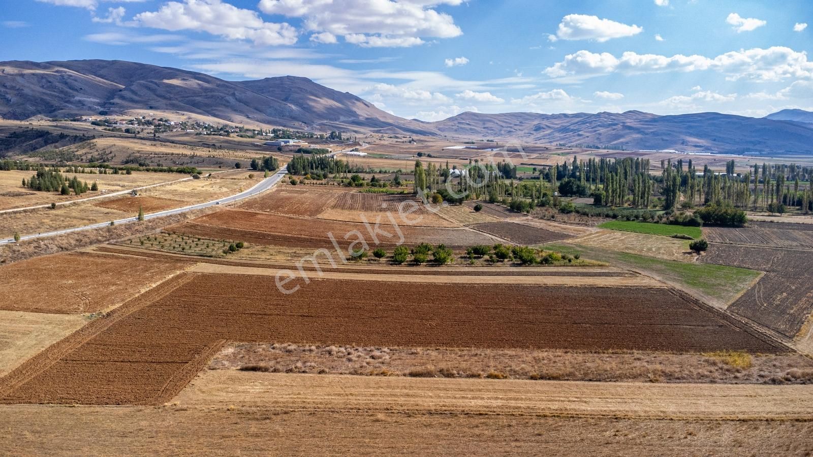 Antalya Korkuteli Bahçeyaka Mahallesi Satılık Tarla - Görsel 22