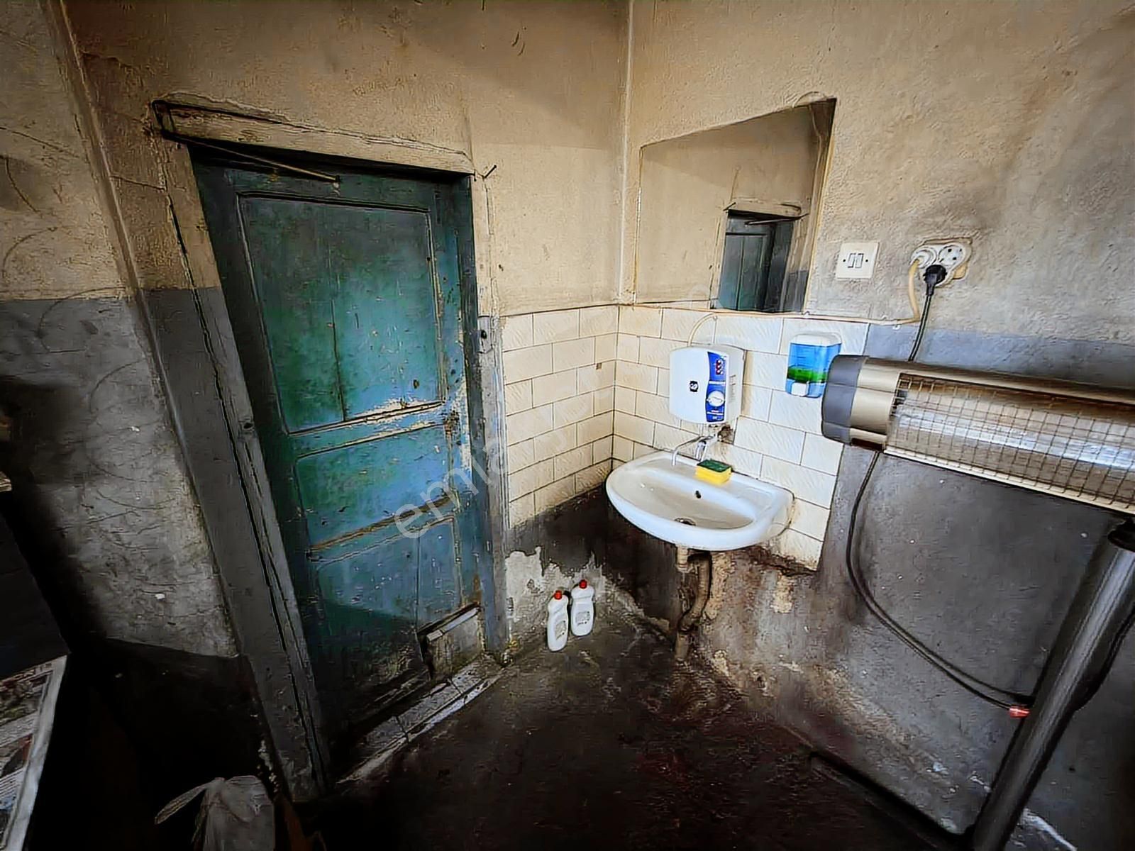 Tapu54 | Erenler Modern Sanayi'de Satılık Dükkan - Görsel 9