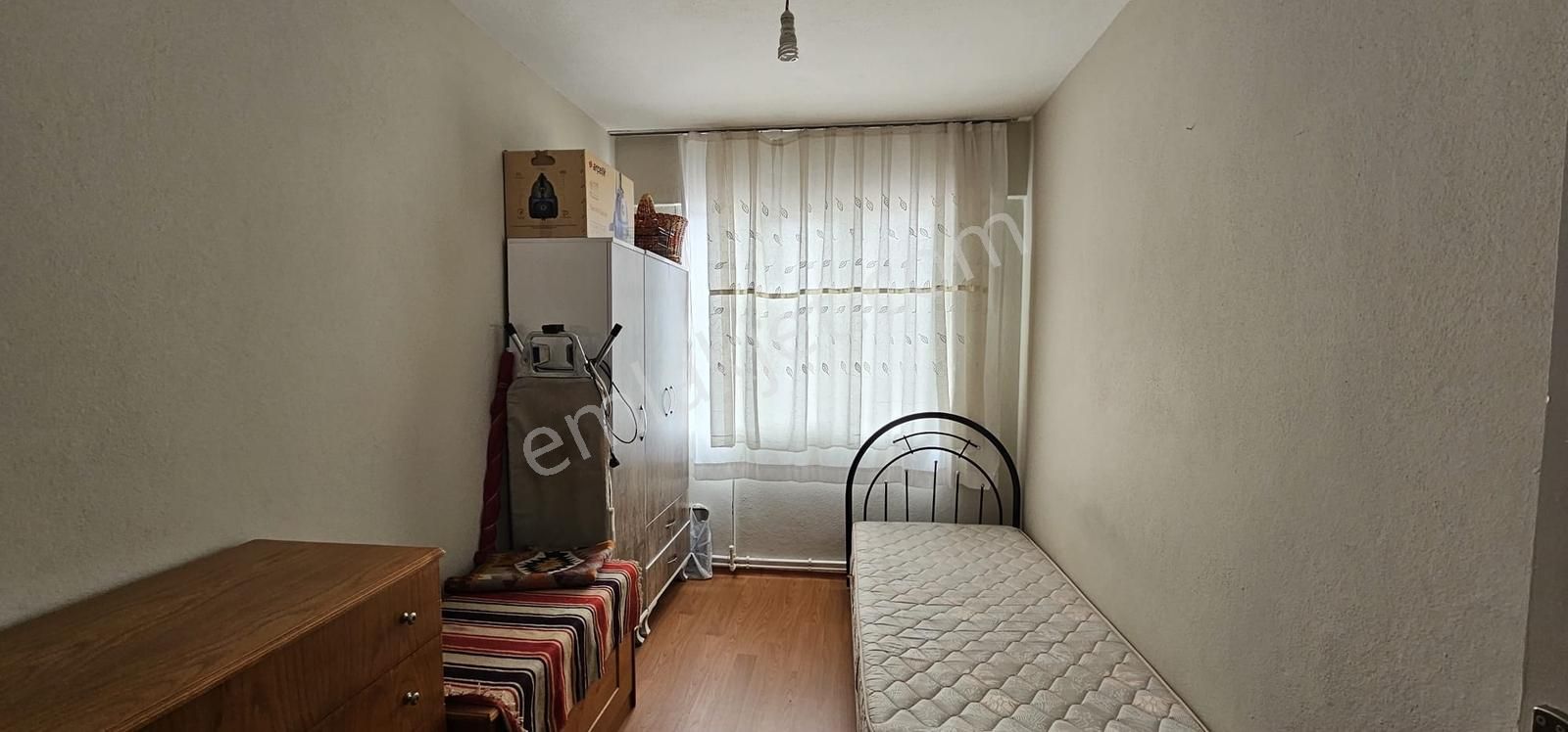 Aliağa Merkezde 3+1 Arakat Kiralık Daire - Görsel 24
