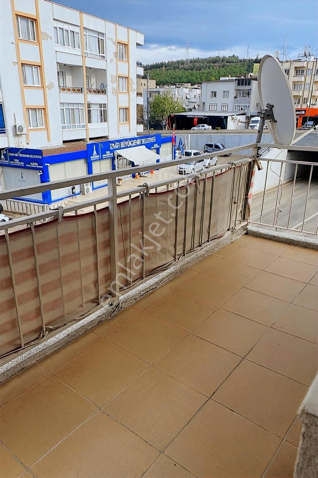 Aliağa Merkezde 3+1 Arakat Kiralık Daire - Görsel 20