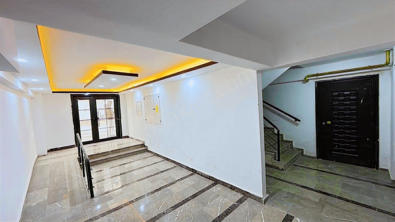 Konumu Harika! Birlik Caddesi Yakınında Kaçırılmayacak 2+1 95m2 - Görsel 5