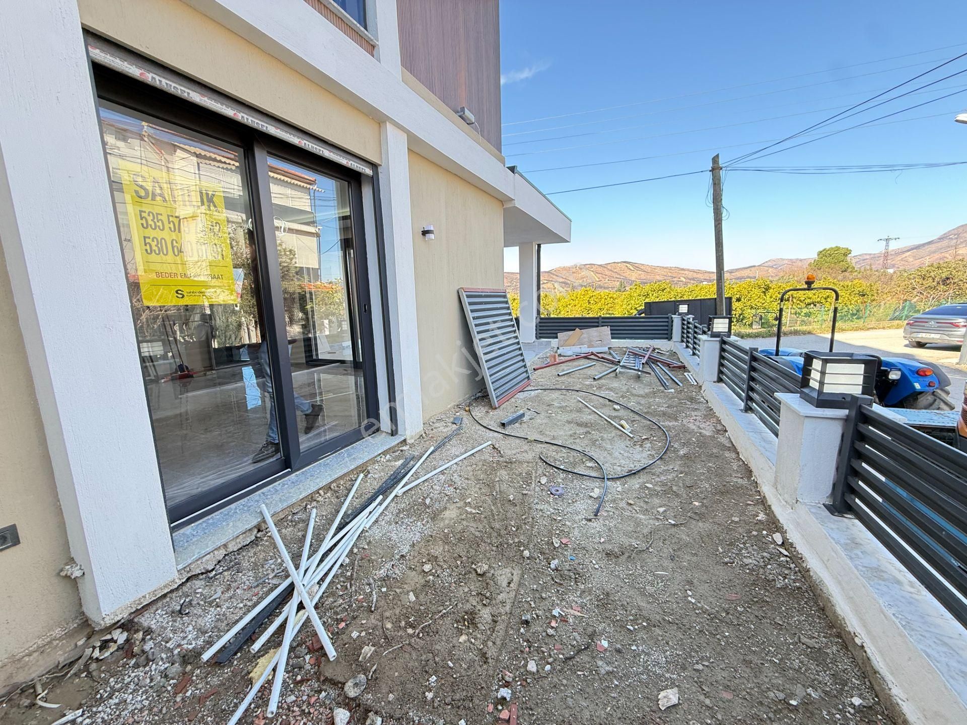 Seferihisar Doğanbey De Denize Yakin Satılık Bahçeli Sıfır Luks 3+1 Villa - Görsel 11