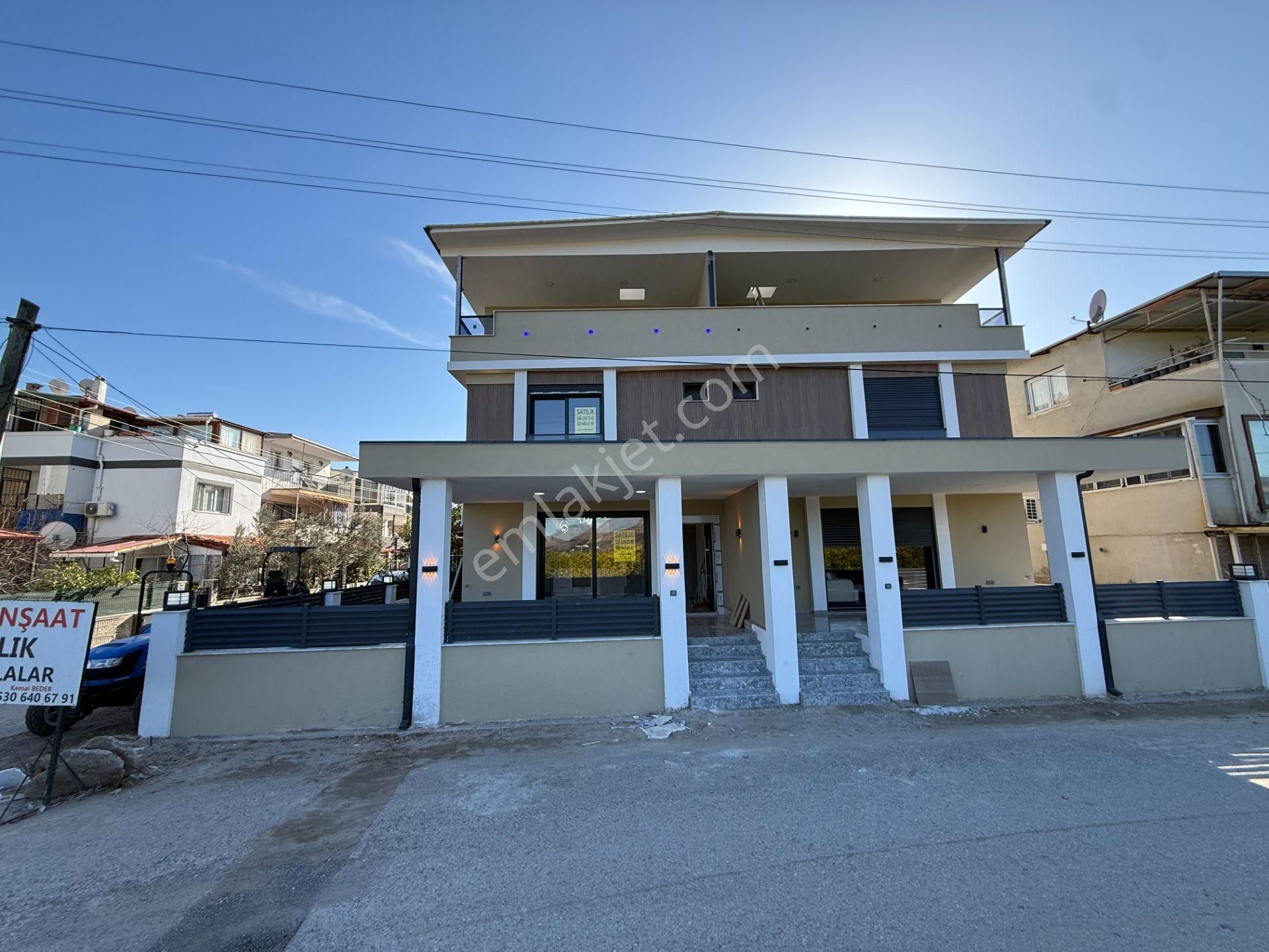 Seferihisar Doğanbey De Denize Yakin Satılık Bahçeli Sıfır Luks 3+1 Villa - Görsel 7