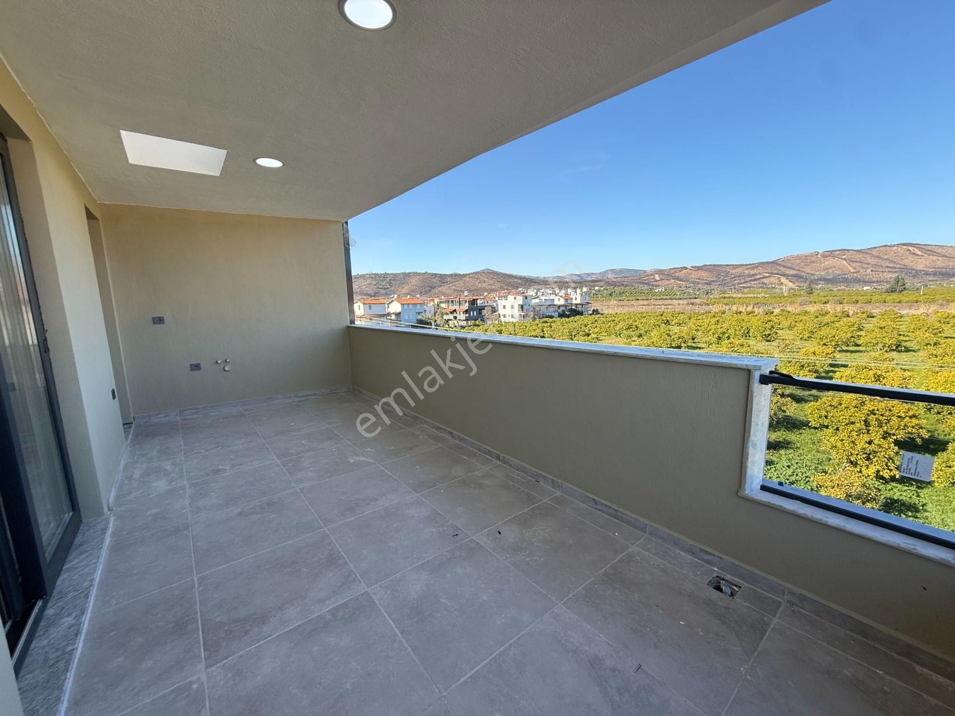 Seferihisar Doğanbey De Denize Yakin Satılık Bahçeli Sıfır Luks 3+1 Villa - Görsel 27