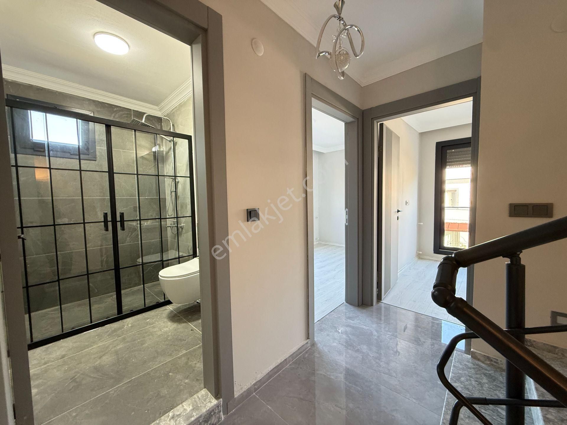 Seferihisar Doğanbey De Denize Yakin Satılık Bahçeli Sıfır Luks 3+1 Villa - Görsel 18