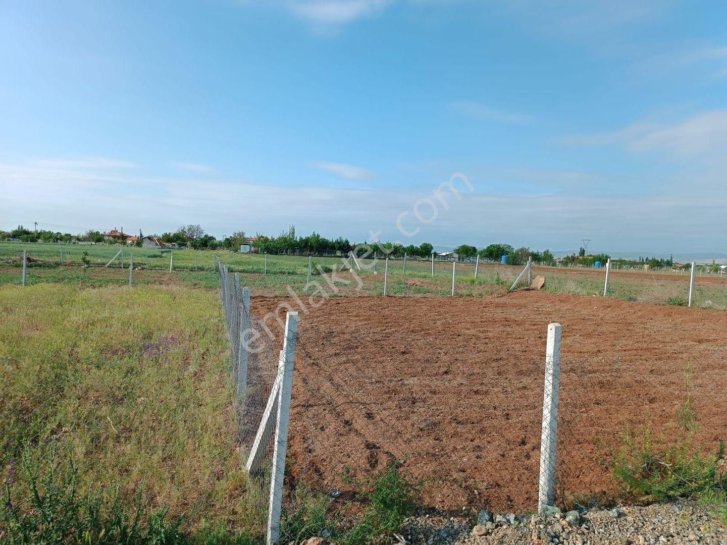 Karahüyük De 362 M² Bahçe Yeri Kongaz A Yakın Hisseli / Meram / Konya - Görsel 7