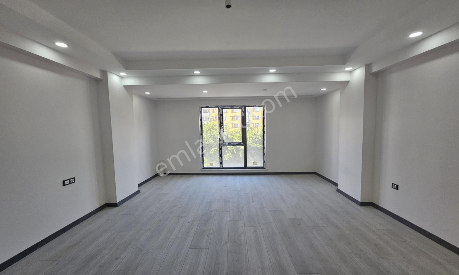 Çerkezköy İstasyon Mah. Yerden Isıtmalı Kapalı Otoparklı 3+1 - Görsel 7