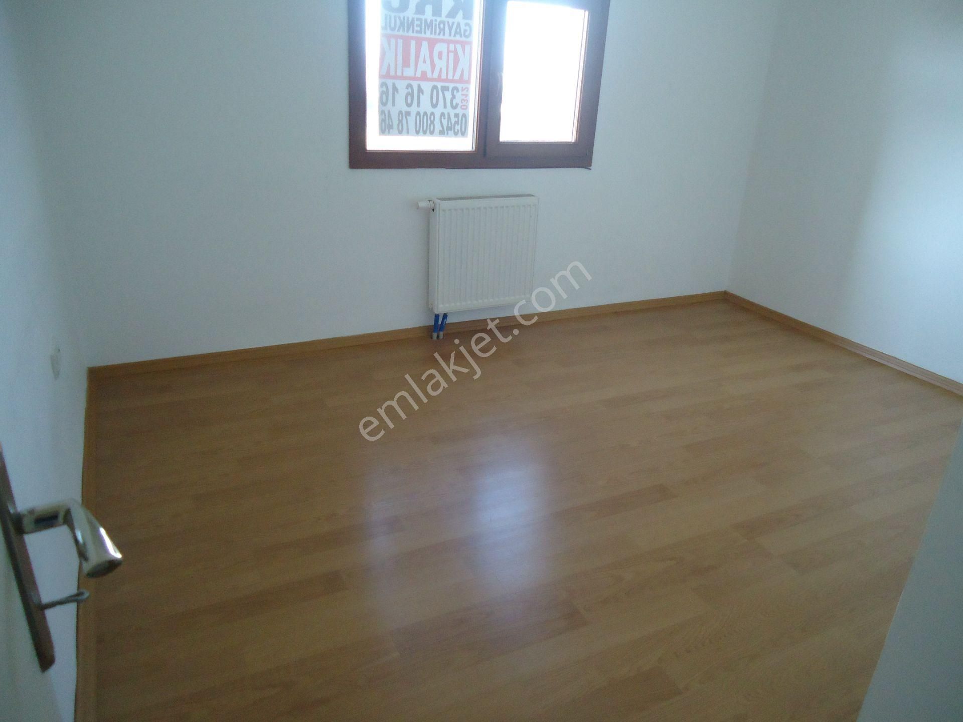 Krc'den Uzun Bloklarda Manzaralı Kiralık 3+1 Daire - Görsel 16