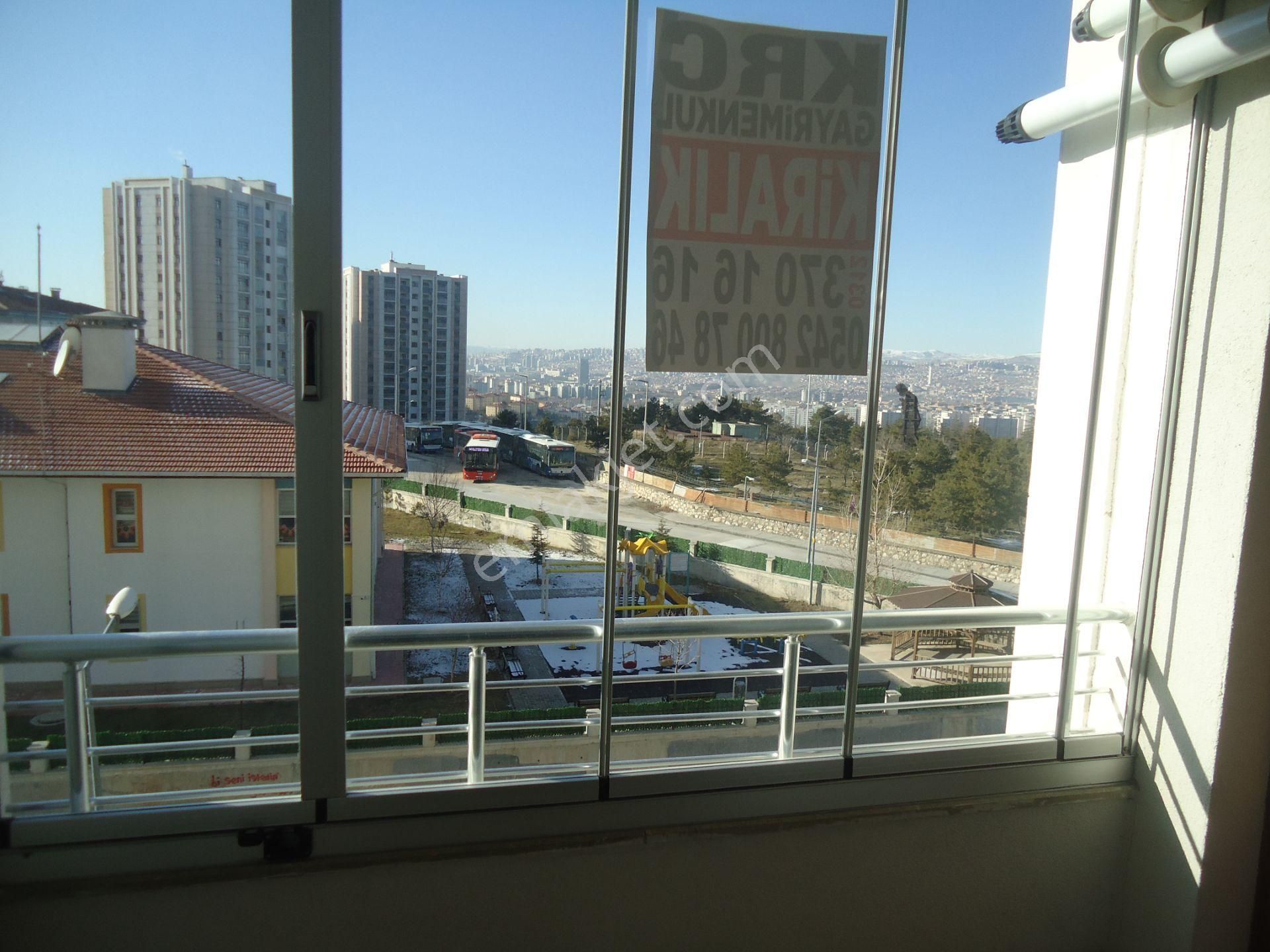 Krc'den Uzun Bloklarda Manzaralı Kiralık 3+1 Daire - Görsel 9