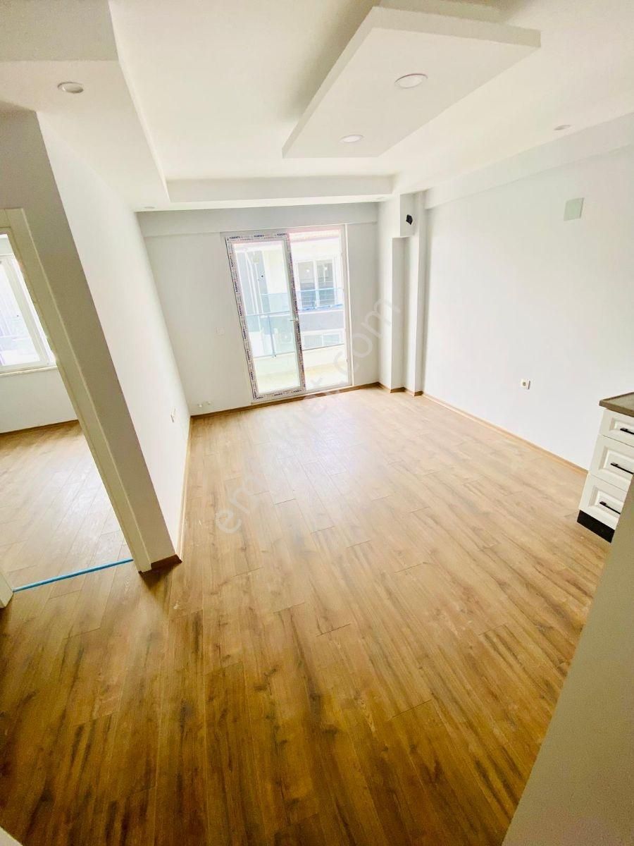 Dalaman Hürriyet Mahallesinde Havuzlu Sitede 1+1 Satılık Daire - Görsel 7