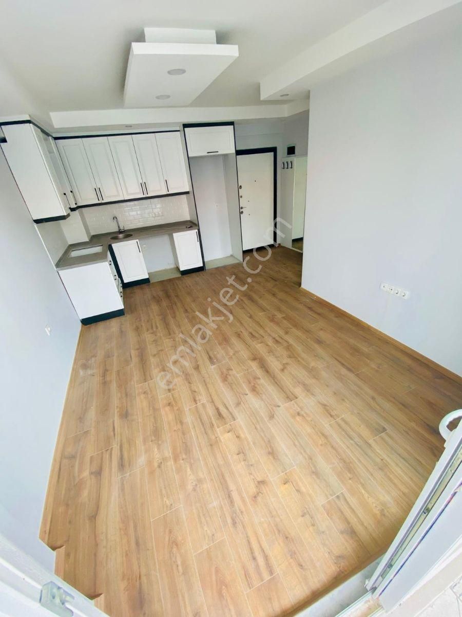 Dalaman Hürriyet Mahallesinde Havuzlu Sitede 1+1 Satılık Daire - Görsel 8