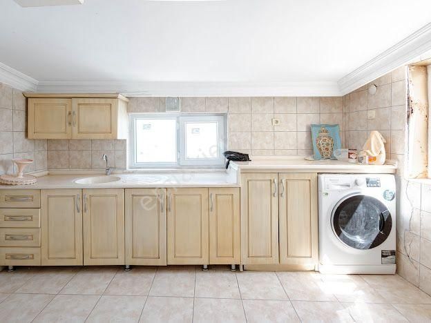 Güzeloba 'da Havuzlu Güvenlikli Site İçerisinde 5+1 Tripleks Villa - Görsel 20