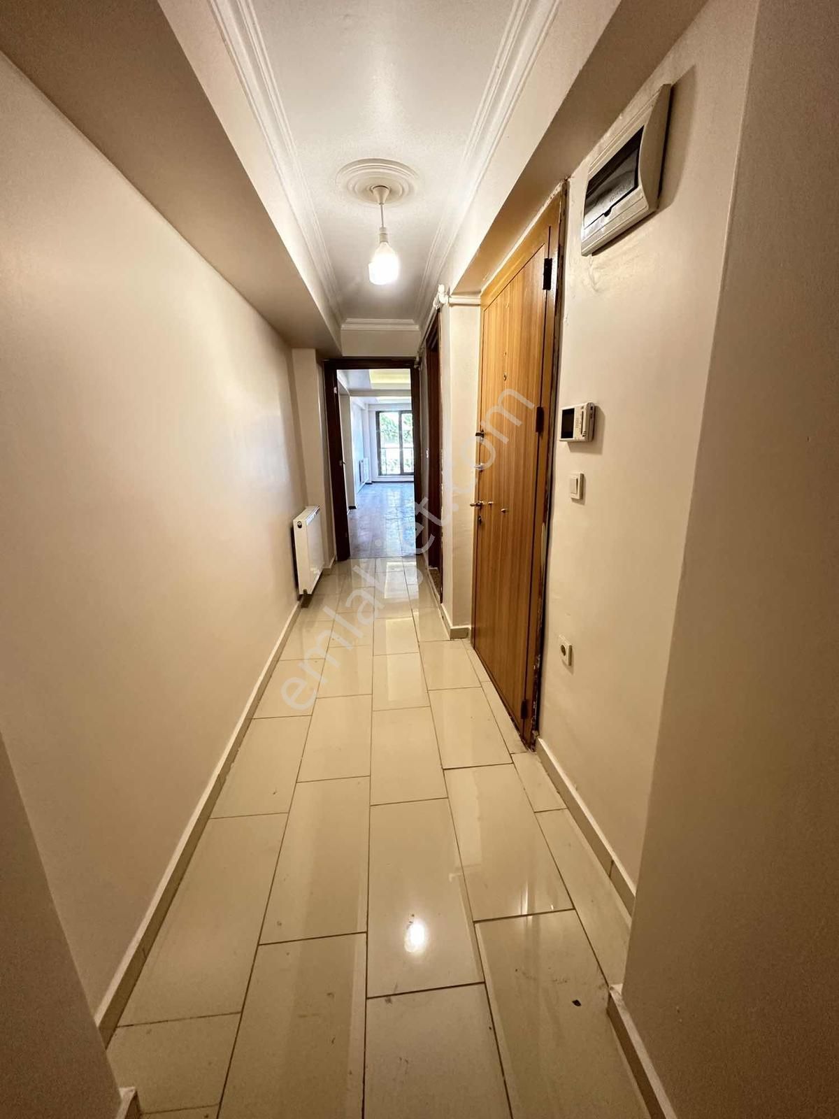 Novas'dan Ferah Kullanışlı 1+1 Metro-metrobüs 8 Dk Merkezi Konum - Görsel 7