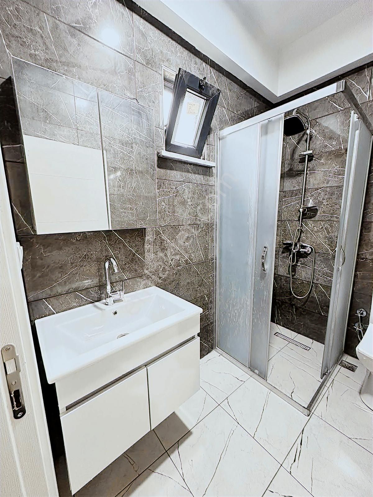 Sıfır Bina Sıfır Eşyalı İlk Oturan Siz Olcaksınız 1+1 Ara Kat - Görsel 8