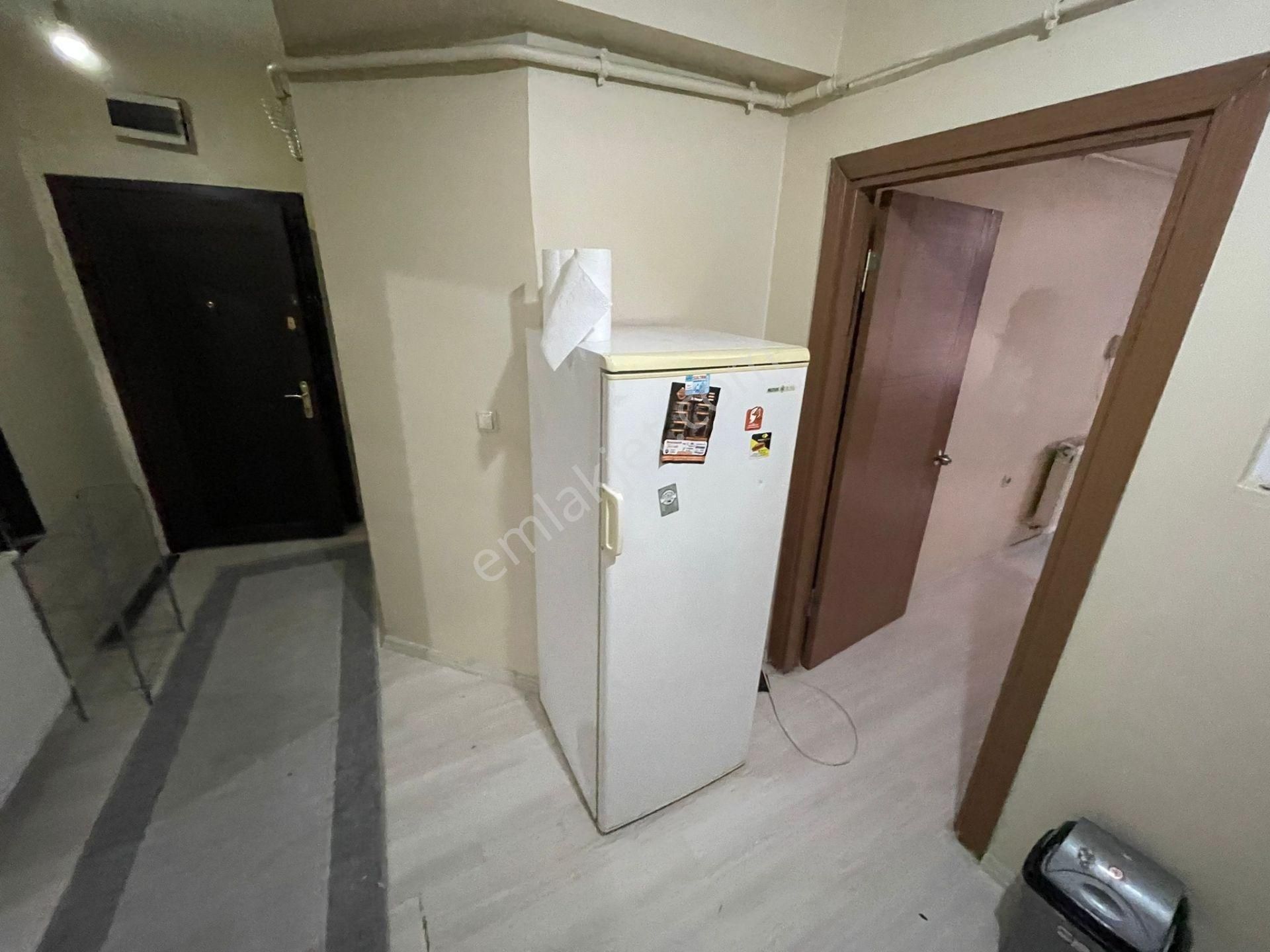 Ful Eşyalı Merkezi Konumda Ayrı Mutfaklı Kombili 1+1 Geniş Temiz Daire - Görsel 10