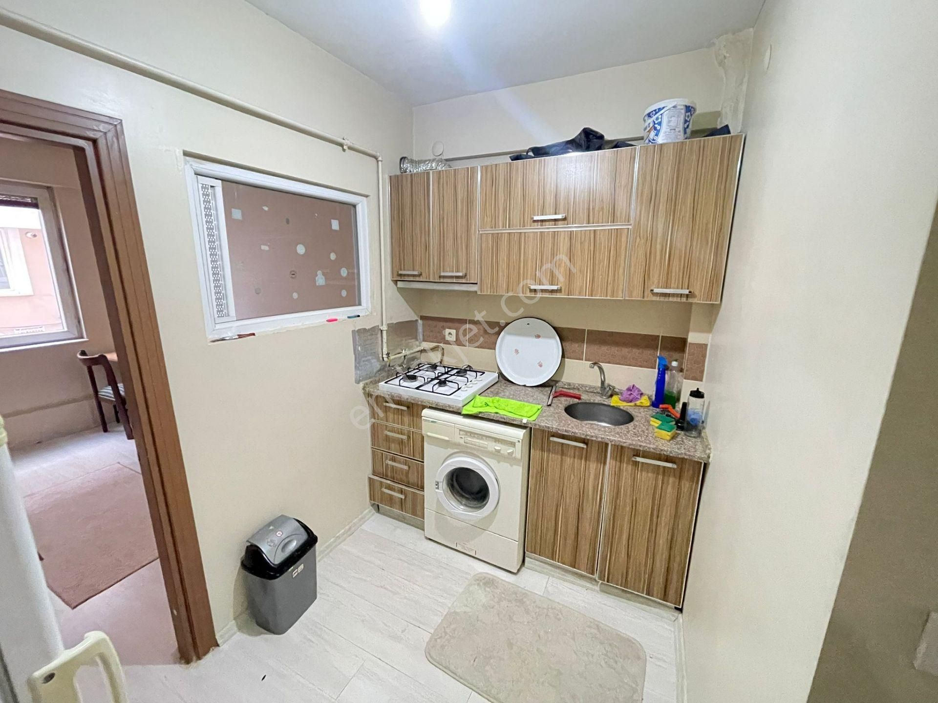 Ful Eşyalı Merkezi Konumda Ayrı Mutfaklı Kombili 1+1 Geniş Temiz Daire - Görsel 8