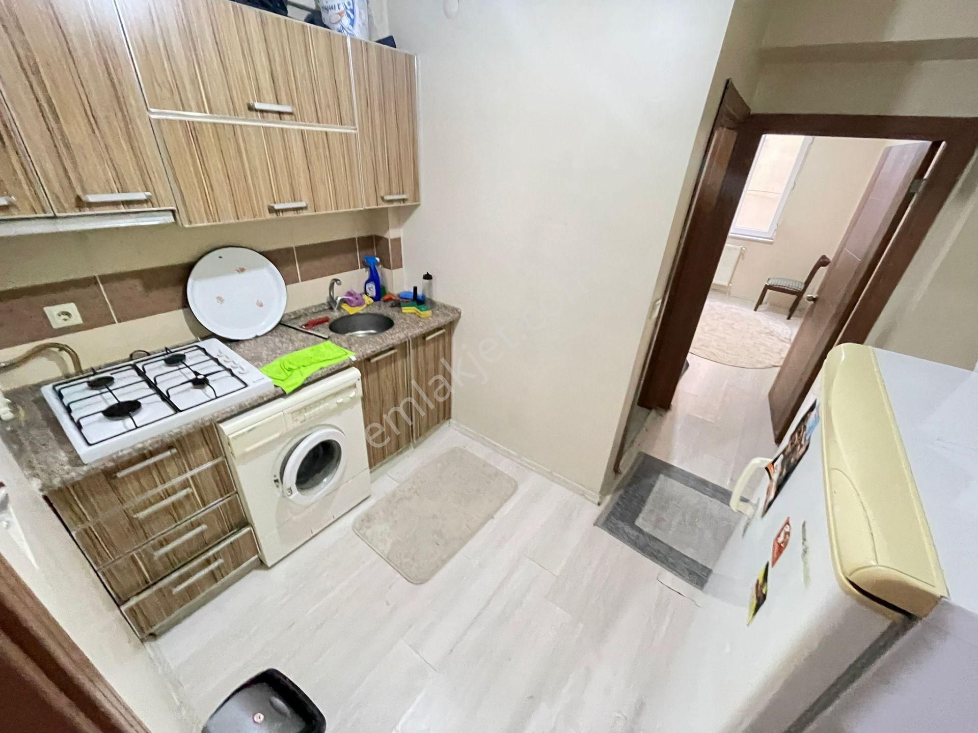 Ful Eşyalı Merkezi Konumda Ayrı Mutfaklı Kombili 1+1 Geniş Temiz Daire - Görsel 18