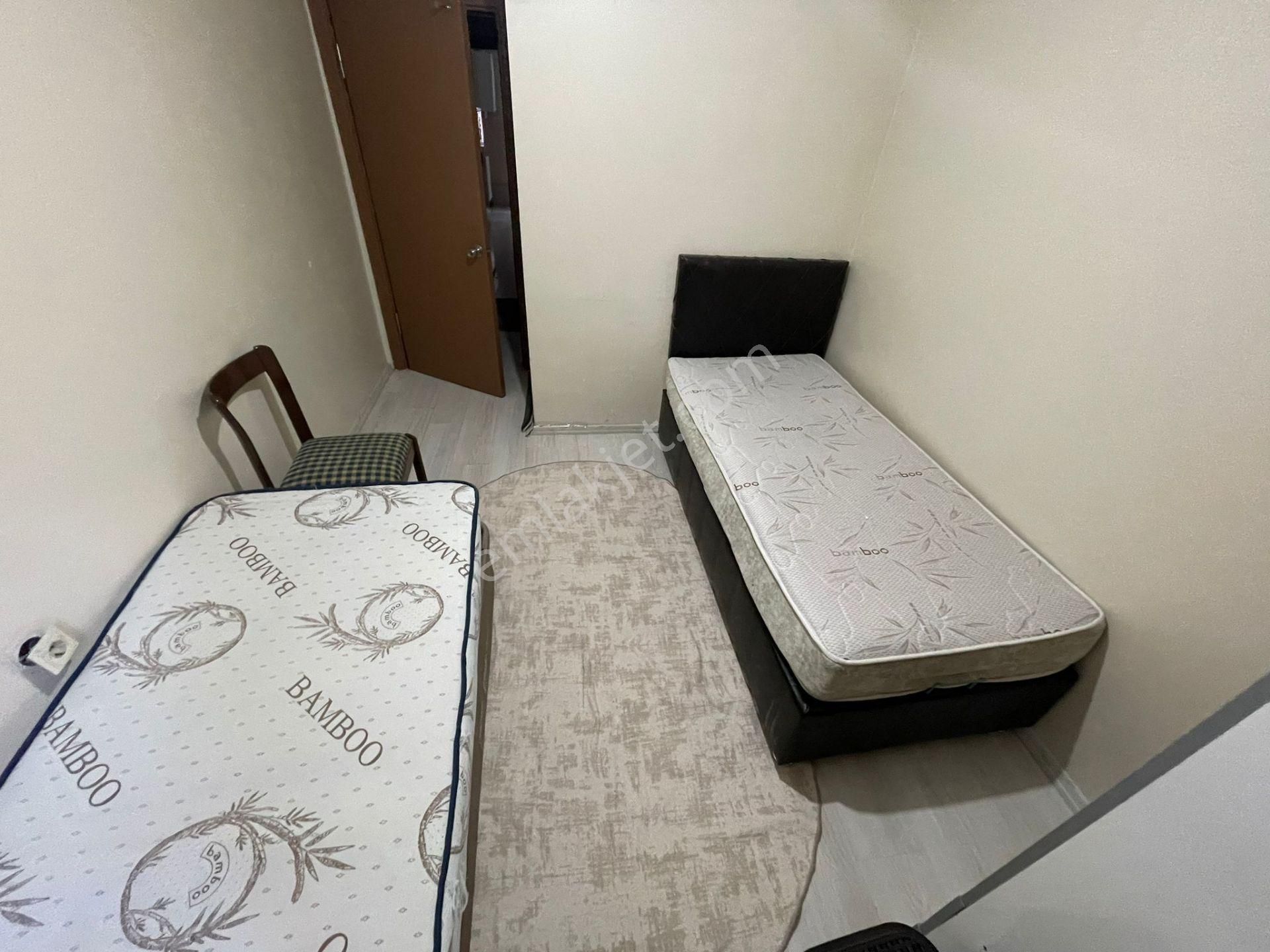 Ful Eşyalı Merkezi Konumda Ayrı Mutfaklı Kombili 1+1 Geniş Temiz Daire - Görsel 17