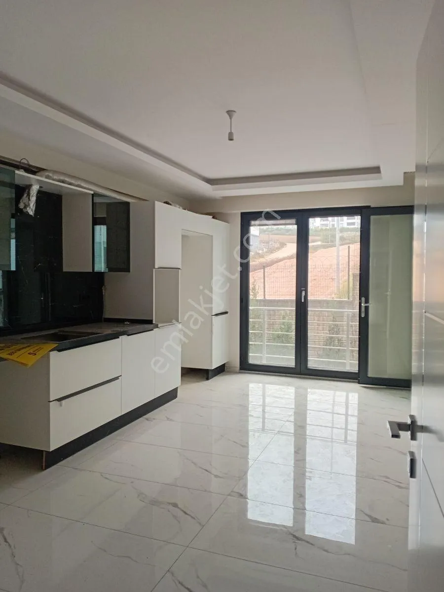 Bera Gayrimenkul Den Esentepe Modern Park Sitesinde 3+1 Daire - Görsel 6