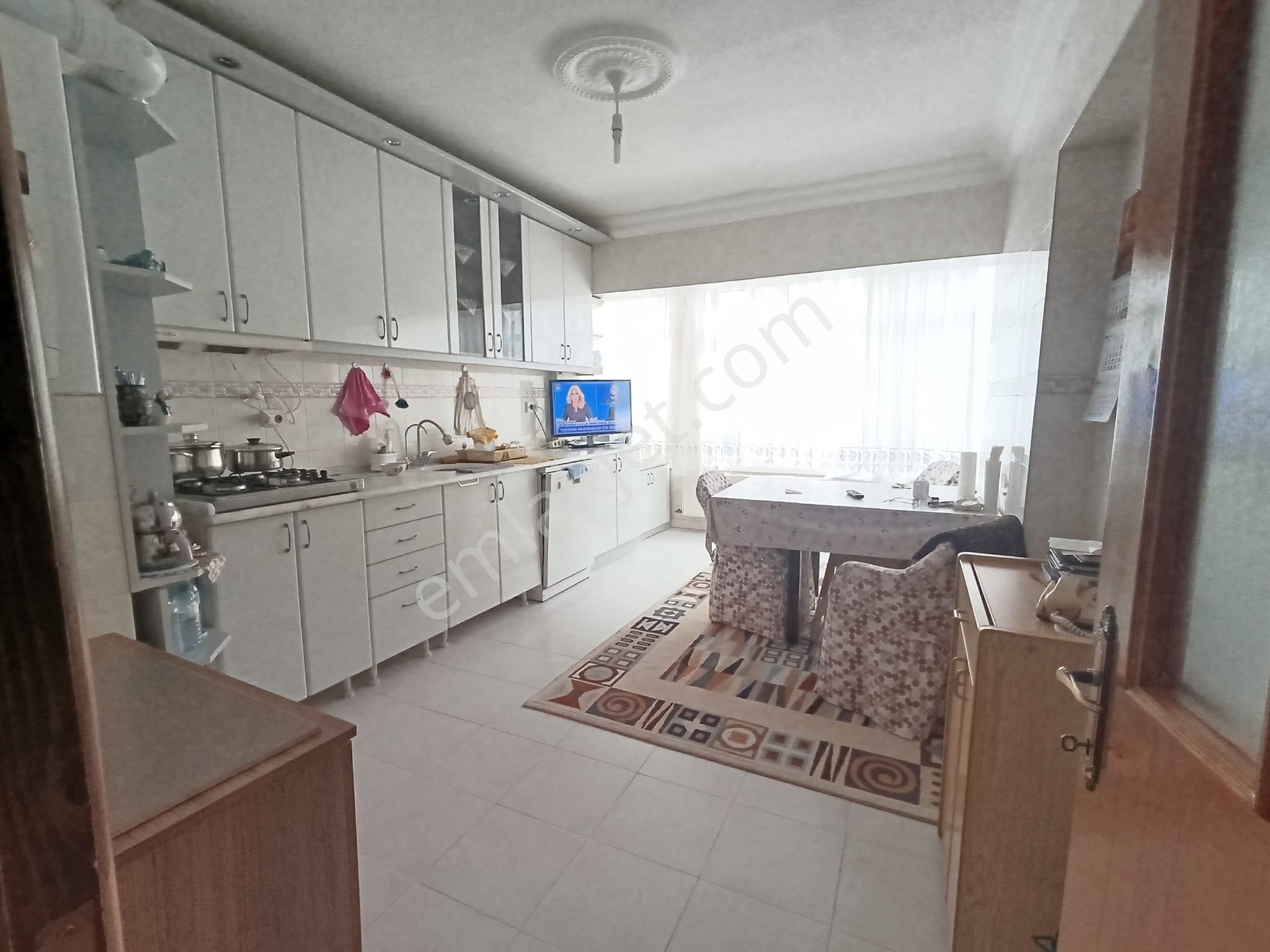 Görkem'den 3+1 140 M2 Kombili Bağımsız 3 Cepheli Ankara Manzaralı Panora Trt Yakını - Görsel 3