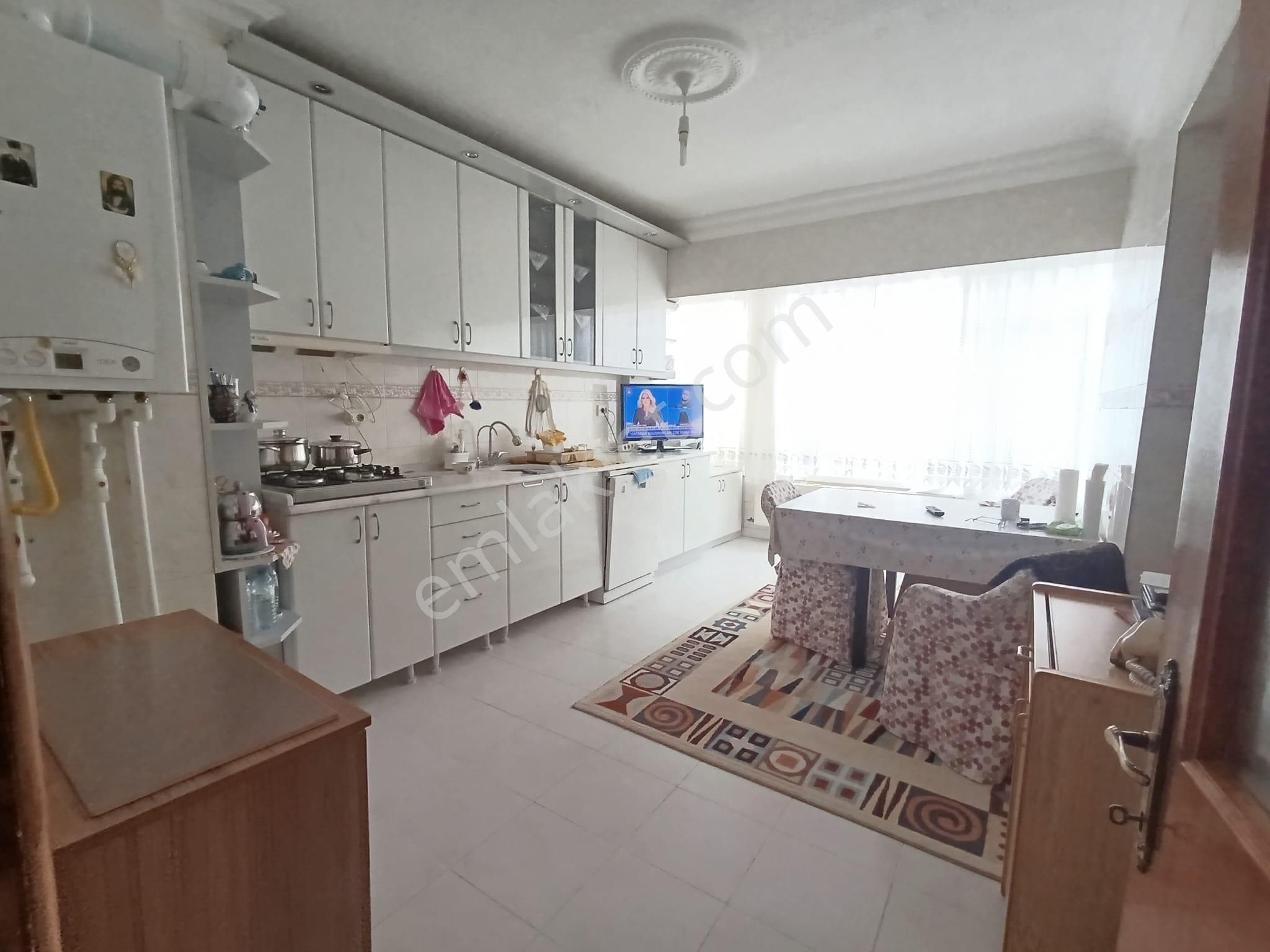 Görkem'den 3+1 140 M2 Kombili Bağımsız 3 Cepheli Ankara Manzaralı Panora Trt Yakını - Görsel 12